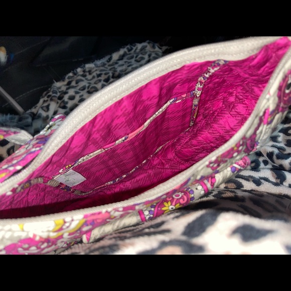 Vera Bradley crossbody - Picture 3 of 4
